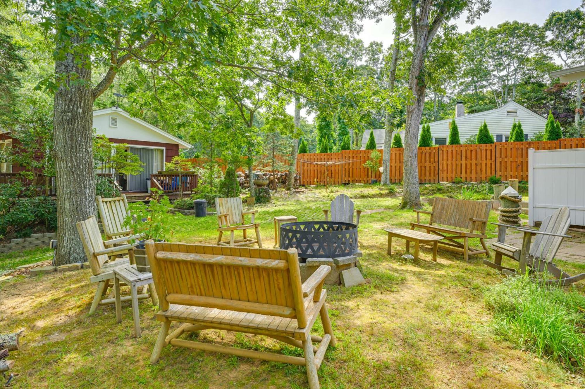 Home In Long Island Wine Country - Walk To Beach! Cutchogue Exterior foto